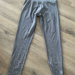Aerie Chill Play Move Grey Star 7/8 Hi Rise Leggings